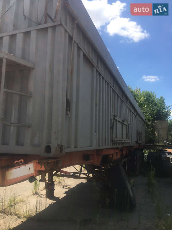 Контейнеровоз полуприцеп Dennison EF 2000 в Николаеве