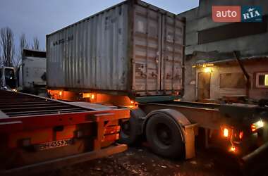 Контейнеровоз Dennison Trailers 2002 в Одессе