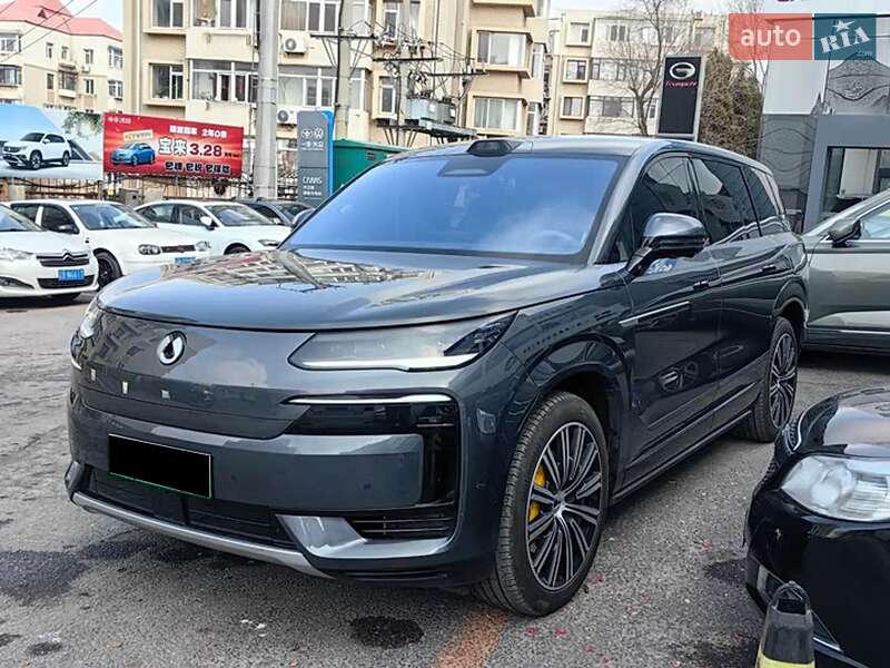 Легковые Denza N9