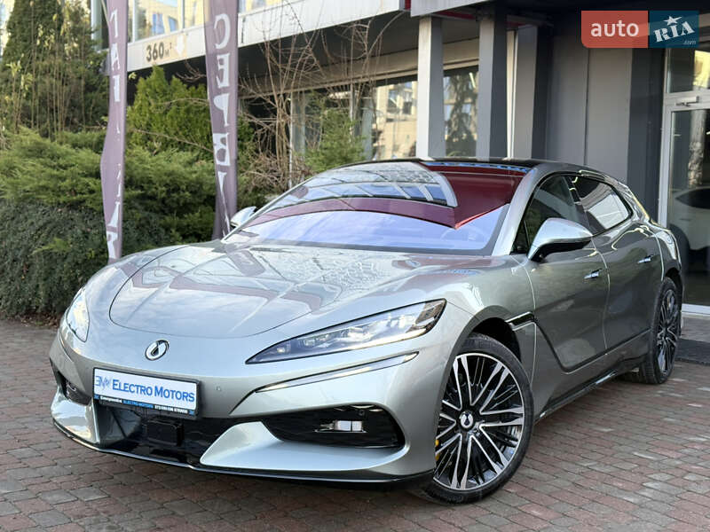 Легковые Denza Z9 GT