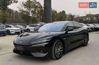 Denza Z9 HYBRID 4WD MAX 2024