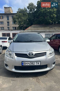 Ціни Toyota Auris Дизель