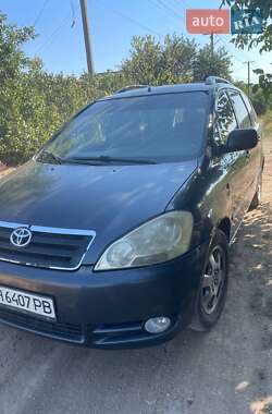 Цены Toyota Avensis Verso Дизель