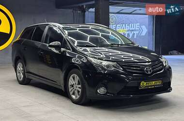 Цены Toyota Avensis Verso Дизель