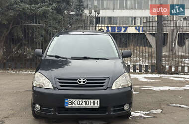 Ціни Toyota Avensis Verso Дизель