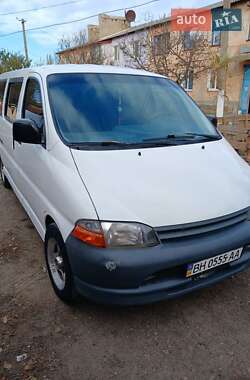 Цены Toyota Hiace Дизель