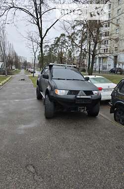 Ціни Mitsubishi L 200 Дизель