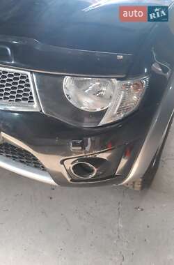 Ціни Mitsubishi L 200 Дизель