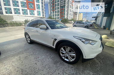 Цены Infiniti QX70 Дизель