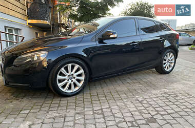 Цены Volvo V40 Дизель