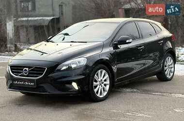 Цены Volvo V40 Дизель