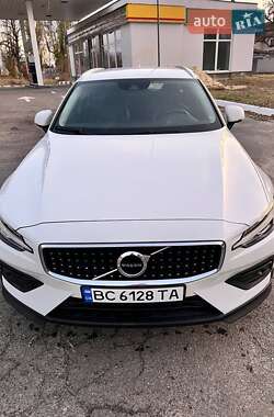 Цены Volvo V60 Cross Country Дизель