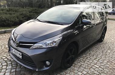 Ціни Toyota Verso Дизель