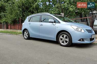 Цены Toyota Verso Дизель