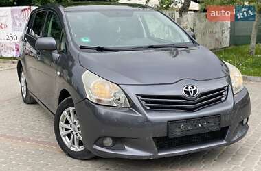 Ціни Toyota Verso Дизель