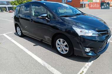 Ціни Toyota Verso Дизель