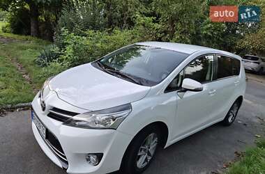 Цены Toyota Verso Дизель
