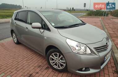 Цены Toyota Verso Дизель