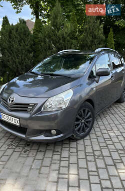Цены Toyota Verso Дизель