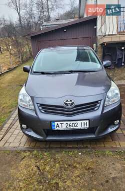 Ціни Toyota Verso Дизель