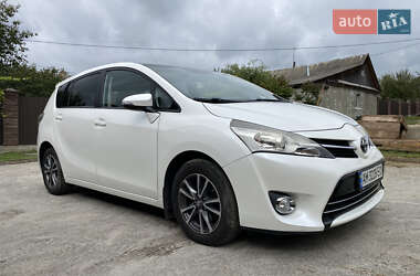 Ціни Toyota Verso Дизель