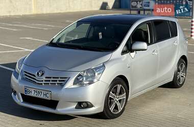 Ціни Toyota Verso Дизель