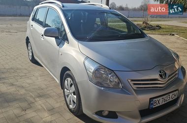 Цены Toyota Verso Дизель