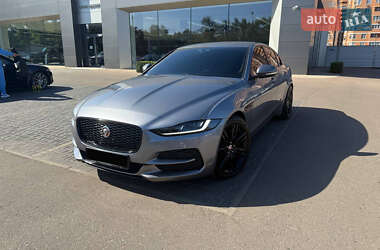 Цены Jaguar XE Дизель