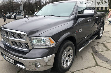 Dodge  Laramie 2018