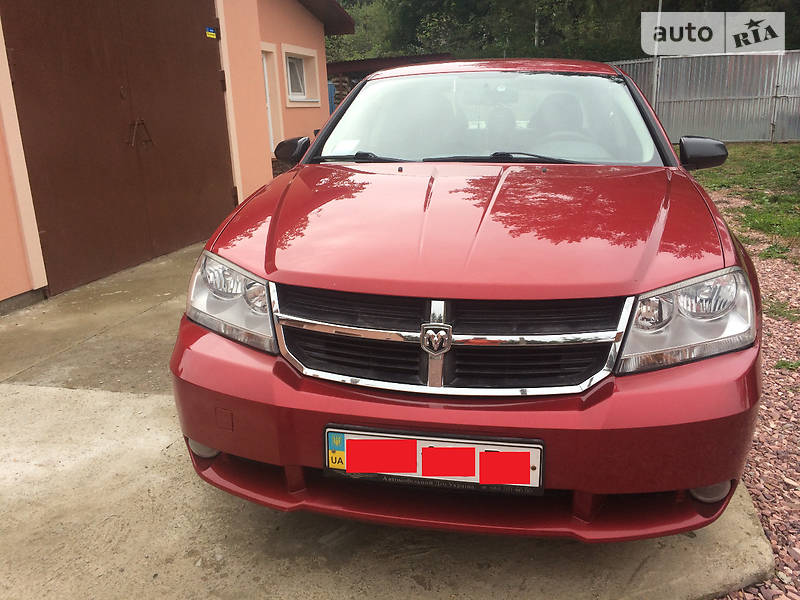 Dodge Avenger 2008 года