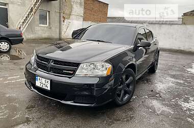 Dodge Avenger  2011