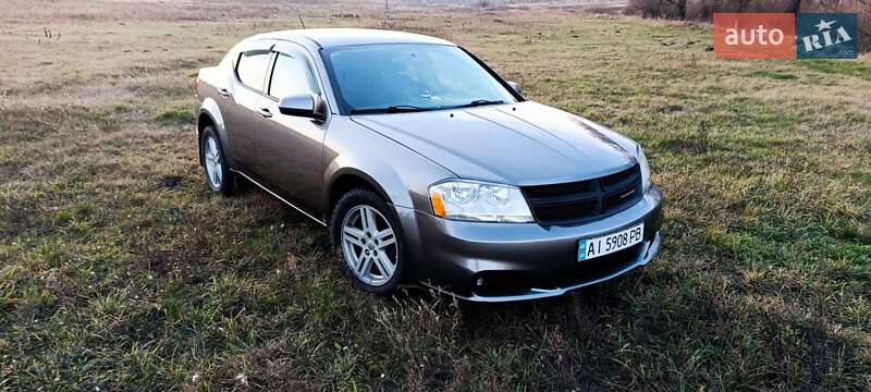 Dodge Avenger