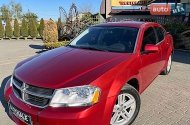 Dodge Avenger  2010