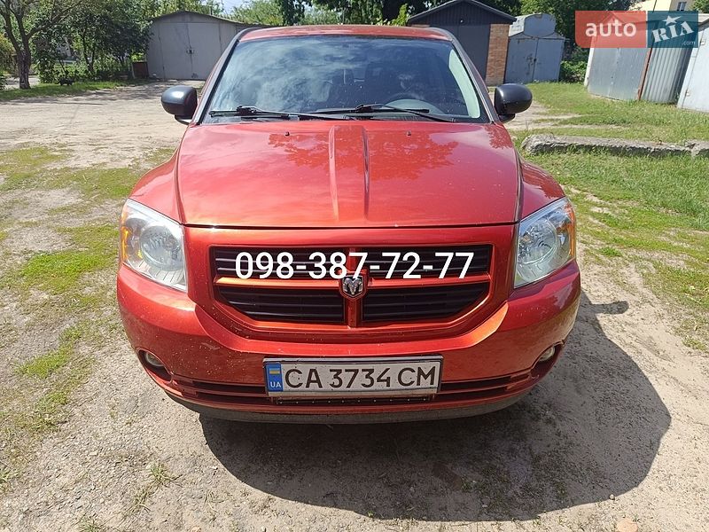 Внедорожник / Кроссовер Dodge Caliber