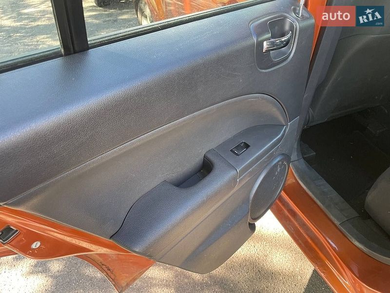 Внедорожник / Кроссовер Dodge Caliber 2011 в Киеве