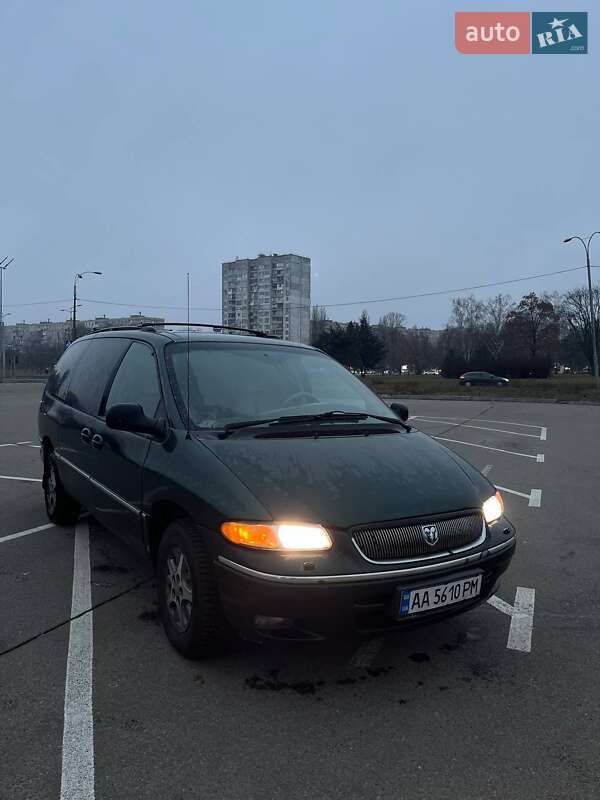 Dodge Caravan