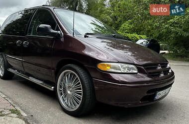 Dodge Caravan  1996