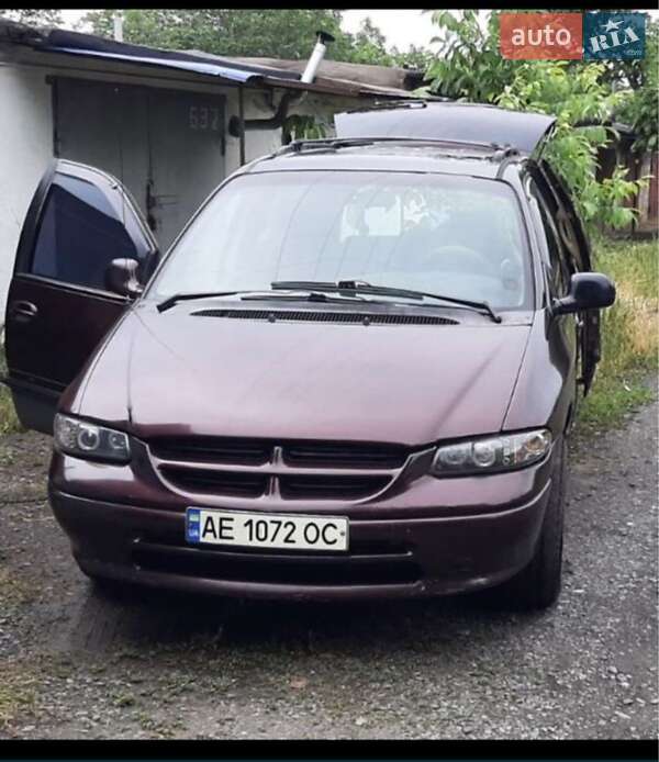Минивэн Dodge Caravan 1997 в Кривом Роге