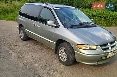 Dodge Caravan  1996