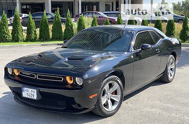 Dodge Challenger  2017