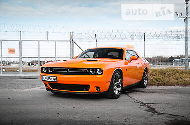 Dodge Challenger  2016