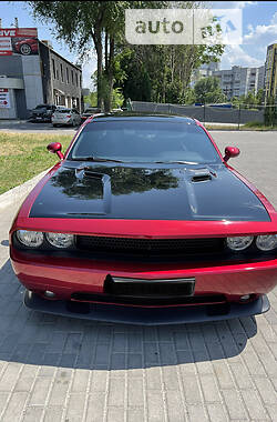 Dodge Challenger  2011