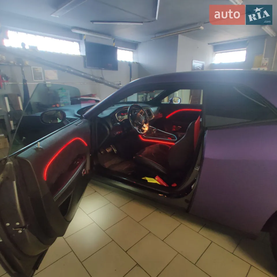 2018 Dodge Challenger - мініатюра 3