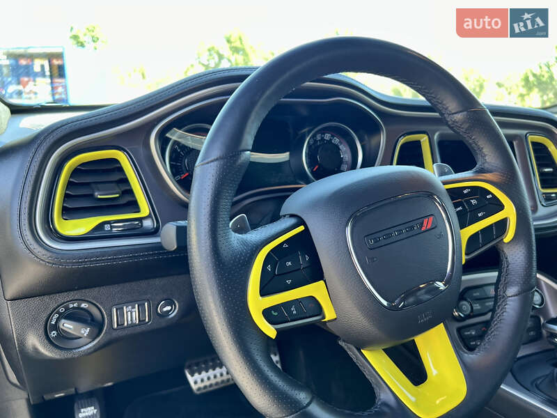 Купе Dodge Challenger 2022 в Києві