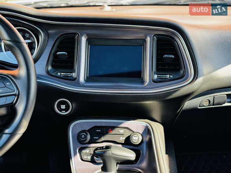 Купе Dodge Challenger 2018 в Одесі
