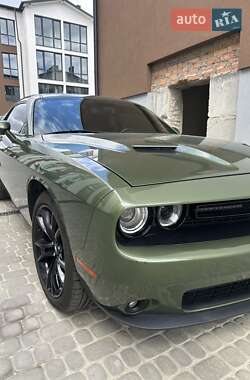 Купе Dodge Challenger 2018 в Львове Купе Dodge Challenger 2018 в Львове