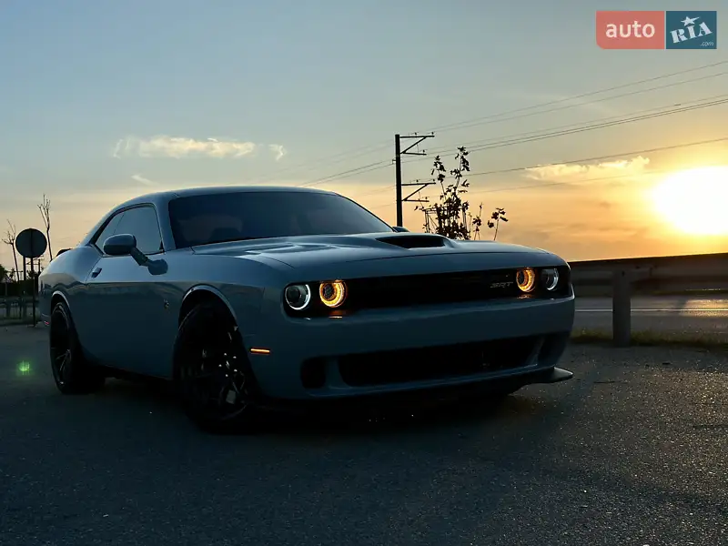 Dodge Challenger 2021