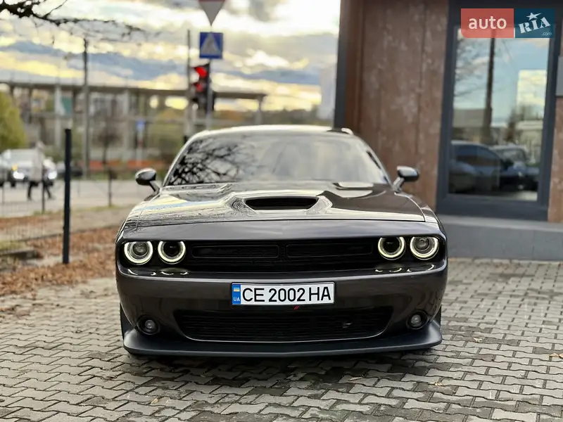 Dodge Challenger 2021