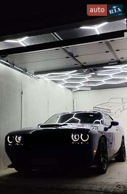 Dodge Challenger  2020