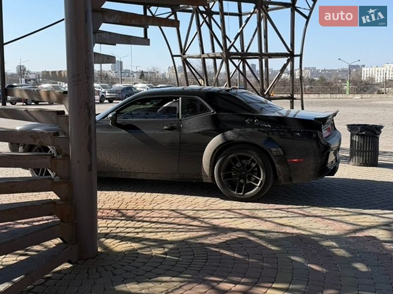 Купе Dodge Challenger 2016 в Харькове